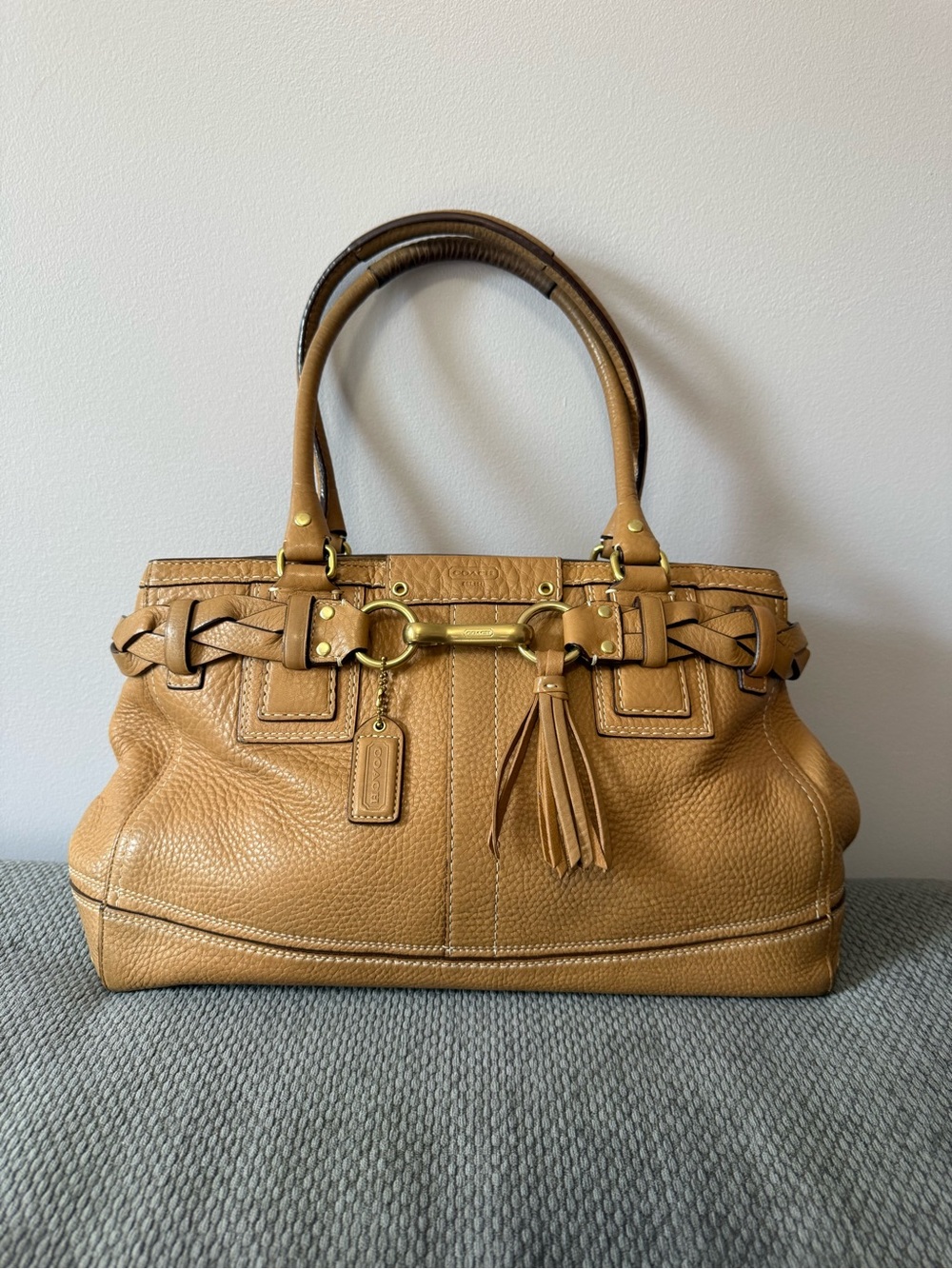 Retail Hamptons Tan Pebbled Leather Braided Satchel W Brass Hardware EUC